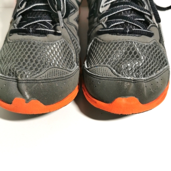 NEW BALANCE | Boys Runners, Black | Orange - Picture 6 of 8